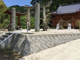 佐賀市富士町(中山神社)擁壁